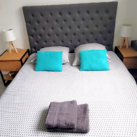 Chambre Et Salle De Bain De Privee Proche De Pau Bizanos Ngoại thất bức ảnh